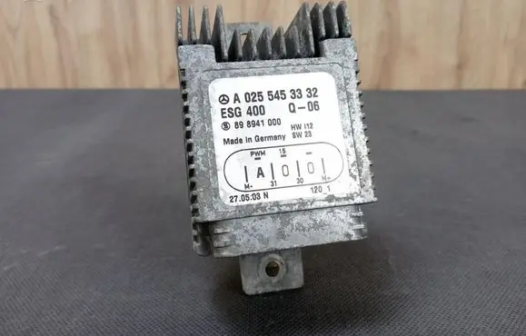 Mercedes-Benz SLK R170 Coolant fan relay 0255453332 A0255453332