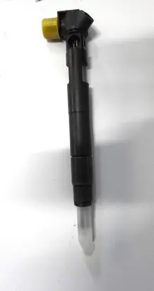 Mercedes-Benz E C207 W207 Fuel injector A6510702887