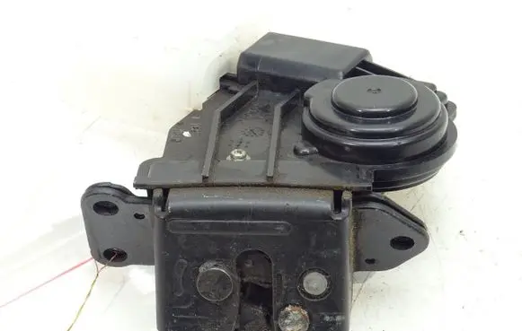 Toyota Highlander XU40 Tailgate exterior lock 