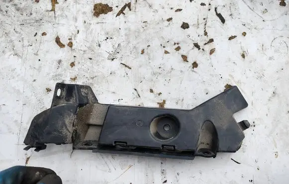 Seat Ibiza IV (6J,6P) Rear bumper mounting bracket 6J3807394