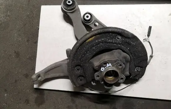 BMW 7 G11 G12 Front wheel hub spindle knuckle 6861174 BMN3112