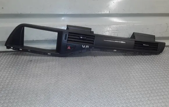 Citroen C5 Dash center air vent grill 9686234077