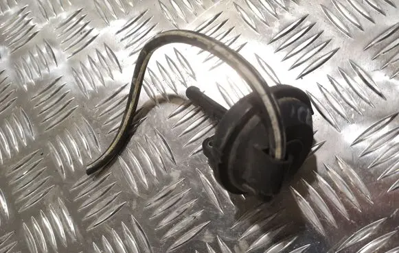 BMW 3 E46 Vacuum valve 71424212