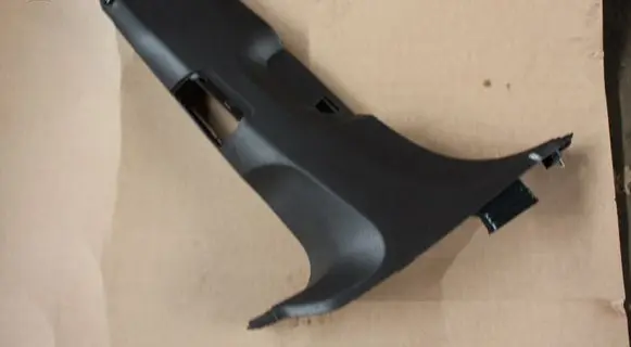 Porsche Panamera (970) (D) pillar trim (bottom) 970555183