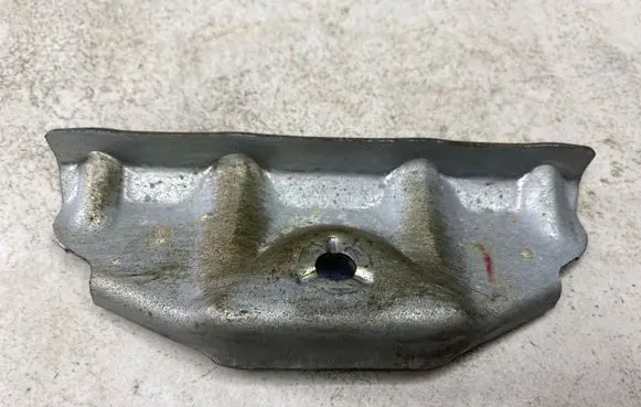 Volvo XC70 Battery bracket 