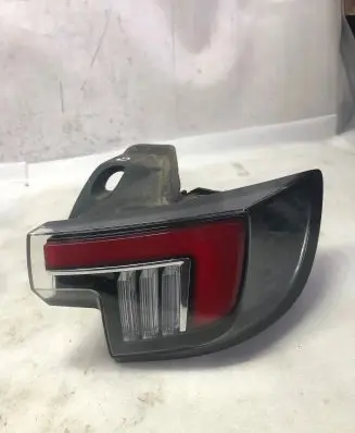 Opel Mokka B Rear/tail lights 9833721980