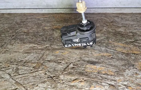 KIA Sportage Headlight level adjustment motor 56BG31