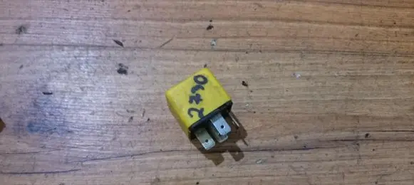 Fiat Bravo - Brava Other relay 82461739 nera
