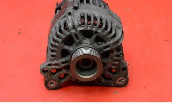 Volkswagen Golf IV Generator/alternator 036903024H