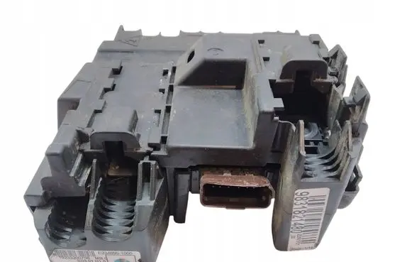Citroen Jumpy Other control units/modules 9831821480
