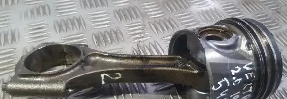 Opel Vectra B Piston with connecting rod