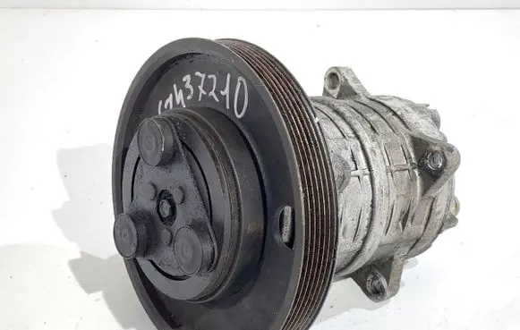Volkswagen II LT Air conditioning (A/C) compressor (pump) 