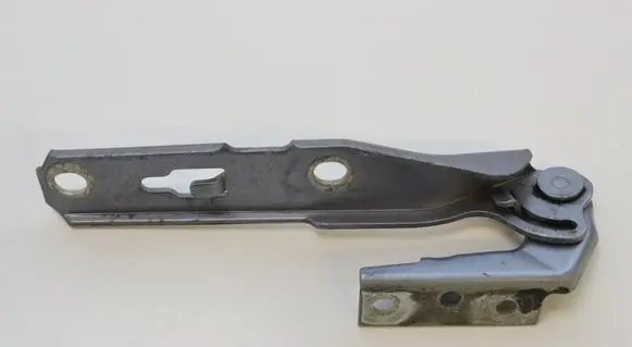 Audi A4 S4 B7 8E 8H Engine bonnet/hood hinges 8E823302E