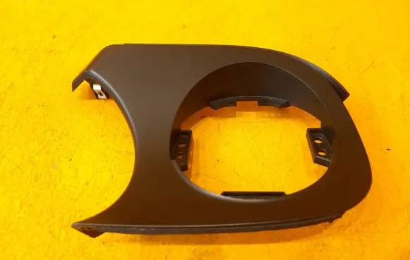 Mercedes-Benz X-class W470 Dashboard side end trim 684115XA1A