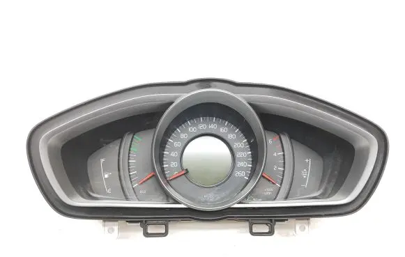 Volvo V40 Speedometer (instrument cluster) 31314481 0014767 799370U