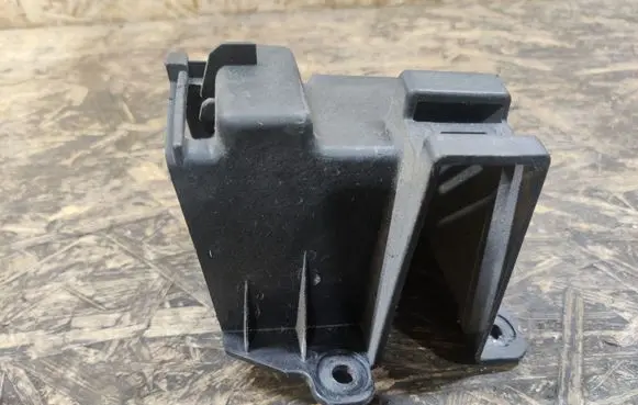 Ford B-MAX Rear bumper mounting bracket AV1117A882AB