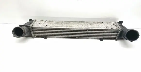 BMW 1 E81 E87 Intercooler radiator 7524916