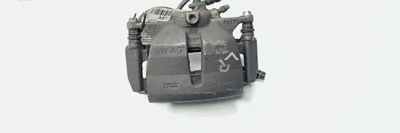 Volkswagen PASSAT B8 Front brake caliper 7782A