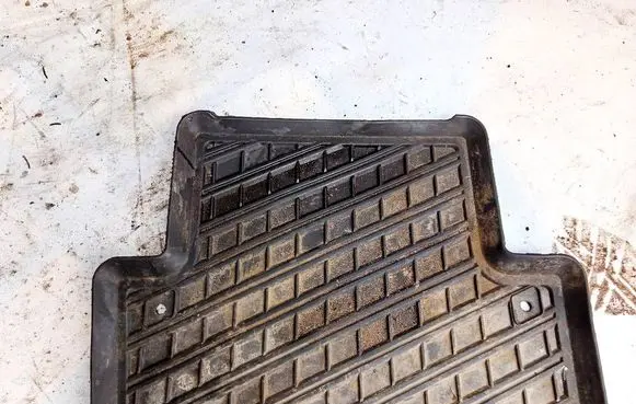 Volvo S60 Front floor carpet liner 09481303