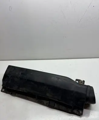 Infiniti FX Air intake duct part 16554AM61A