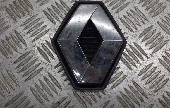 Renault Megane II Other badges/marks 8200115115