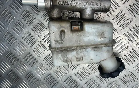 Hyundai Tucson JM Master brake cylinder BM1110731