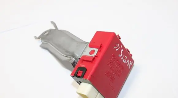Toyota Auris E180 Door central lock control unit/module 8597012030