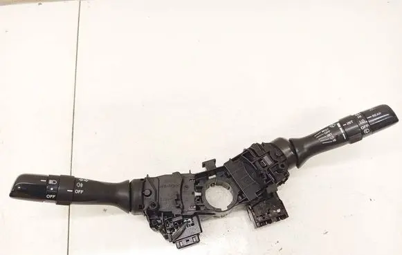 Toyota RAV 4 (XA30) Wiper turn signal indicator stalk/switch 17F100