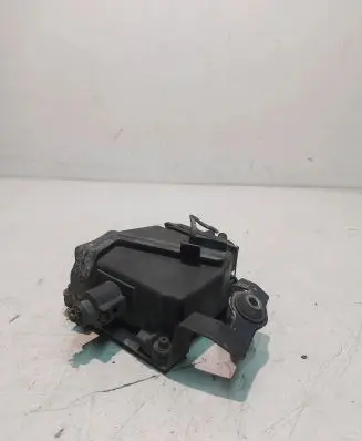 Volkswagen PASSAT B6 Central locking vacuum pump 1K0906279B
