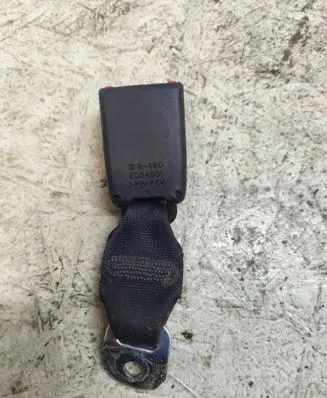 Toyota Aygo AB10 Front seatbelt buckle E034501 B480