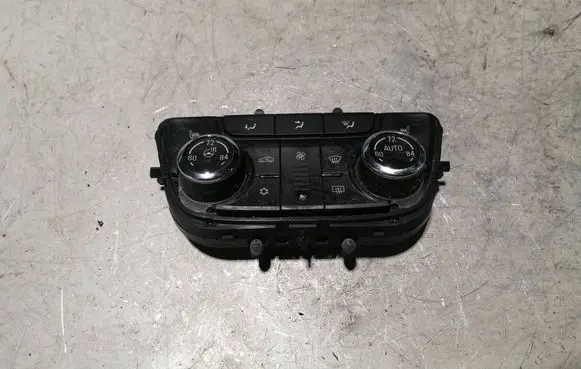 Buick Encore I Climate control unit 39082867