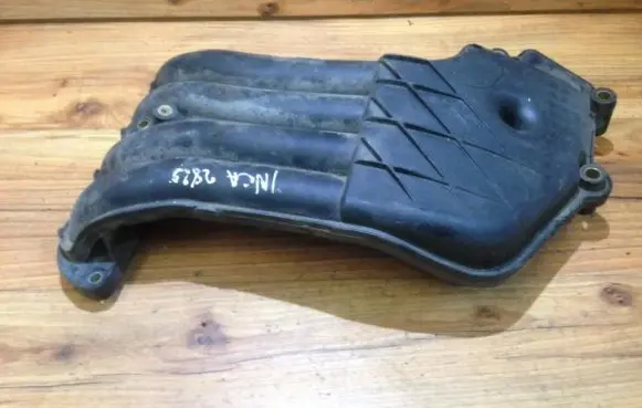 Seat Inca (6k) Intake manifold 