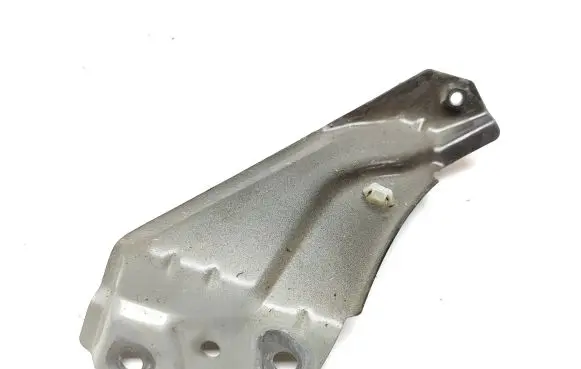 Citroen C4 Aircross Fender mounting bracket
