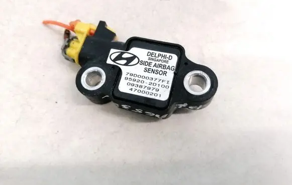 Hyundai Elantra Airbag deployment crash/impact sensor 959202D100 95920-2D100