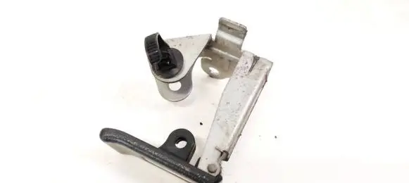 Honda CR-V Engine bonnet (hood) release handle