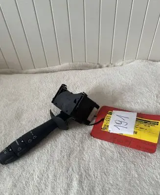 Renault Twingo II Wiper switch 8200516196