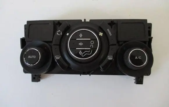 Citroen C3 Picasso Climate control unit 96711892XU