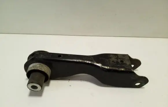 Land Rover Evoque II Rear control arm J9C35K899BA