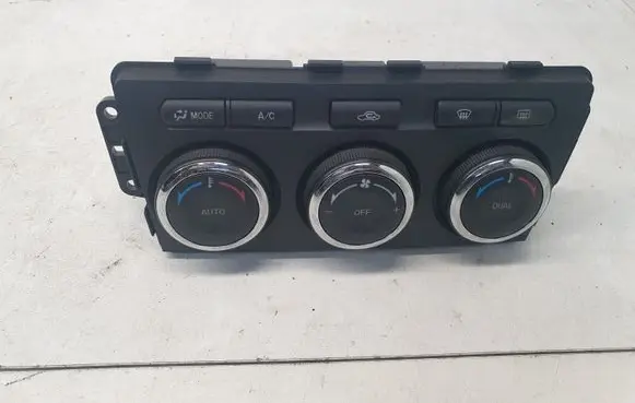 Mazda 6 Climate control unit GDK461190A