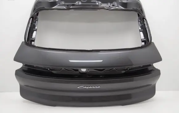 Porsche Cayenne (9Y0 9Y3) Tailgate/trunk/boot lid 9Y0827107C