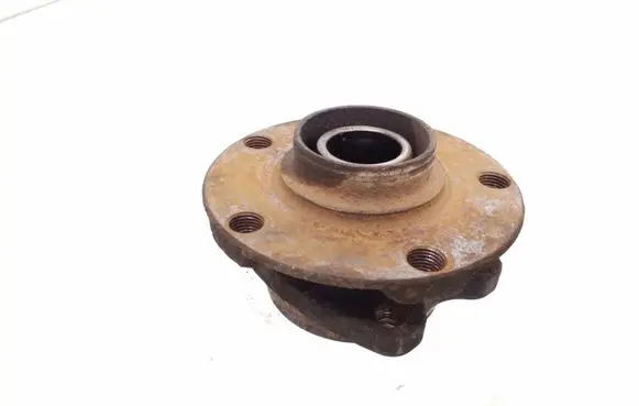 Audi A4 S4 B6 8E 8H Front wheel hub 4B061582