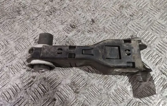 Jaguar XE Rear control arm J9C35K899BA J9C35K898AC
