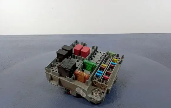 Fiat Panda II Fuse box set 46841645