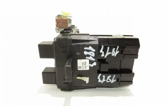 Hyundai Santa Fe Fuse module 9540026500