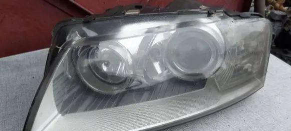 Audi A8 S8 D3 4E Headlight/headlamp