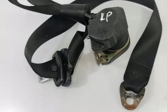 Porsche Boxster 986 Front seatbelt 98680303302