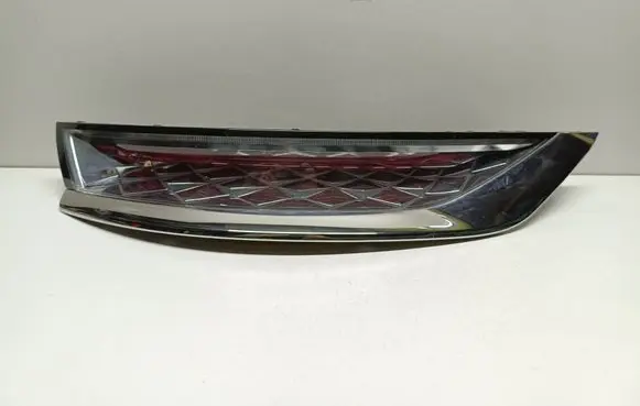 Citroen DS7 Crossback Tailgate rear/tail lights 