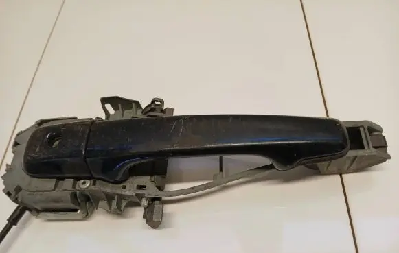 Volvo V50 Front door exterior handle