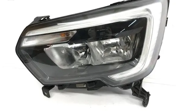 Renault Master III Headlight/headlamp 260607867R 366900804 0021113004