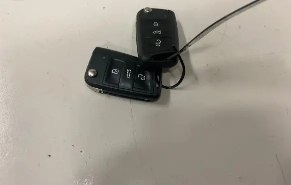 Seat Altea Ignition key/card 5E4809375A 5F4800375AJ 1700101114
